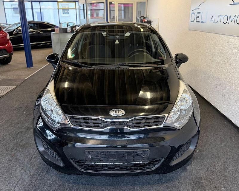 Gebraucht Kia Rio Edition 7 109 PS (80 kW) 2015 Schwarz Limousine