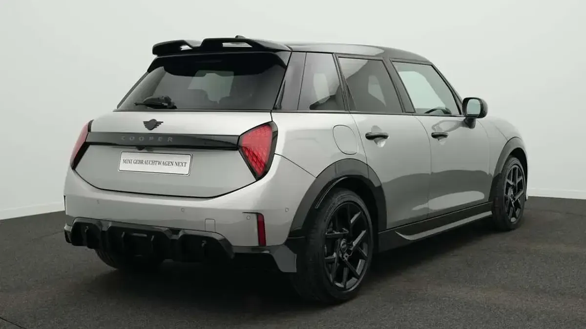 Gebraucht Mini John Cooper Works 156 PS (114 kW) 2025 Grau Kleinwagen