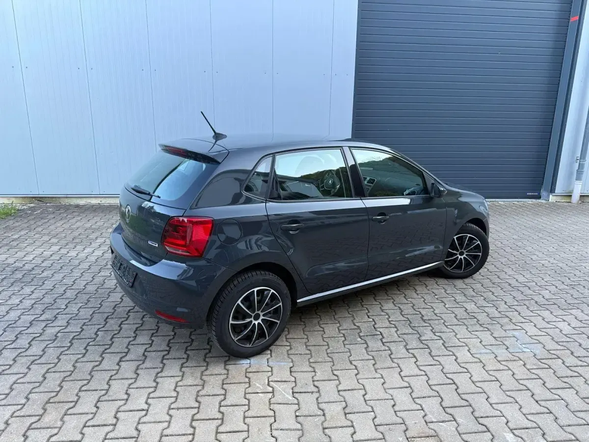Brugt VW Polo Highline 110 HK (80 kW) 2016 Grå Sedan