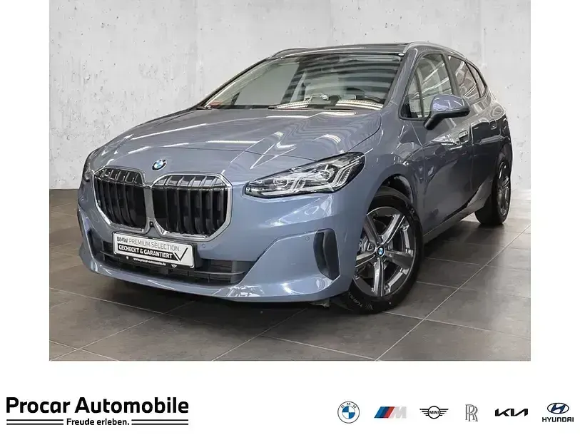 Gebraucht BMW 218 Sport Line 150 PS (110 kW) 2023 Van / Kleinbus