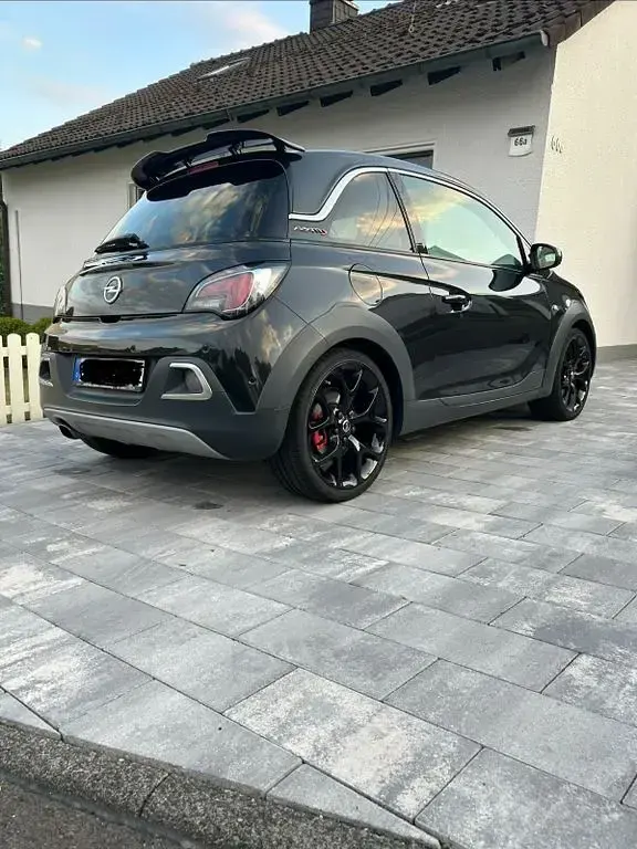 Gebraucht Opel Adam Rocks Rocks S 150 PS (110 kW) 2016 Schwarz Kleinwagen