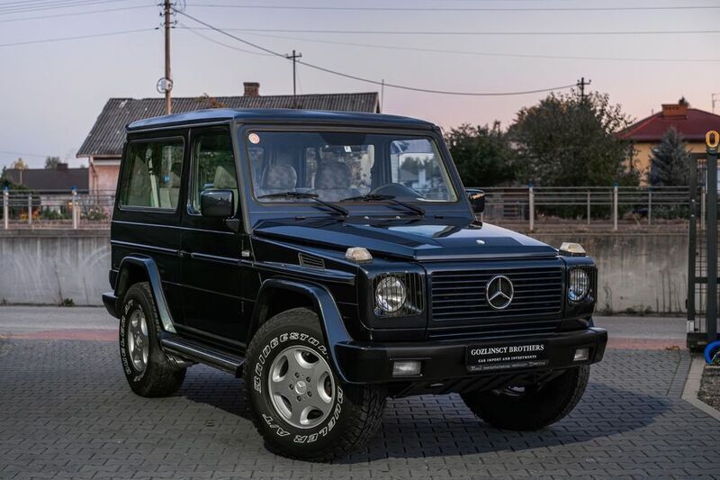 Schwarz Gebraucht 1999 Mercedes G320 SUV | 59.900 € - Bild 1/4