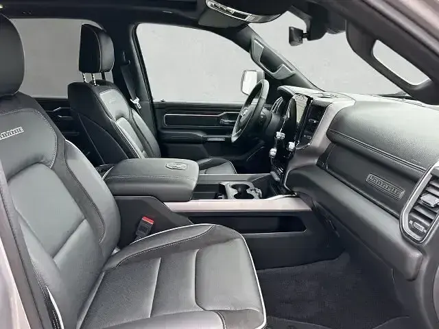 Neu Dodge Ram 420 PS (308 kW) 2025 Silber Pickup