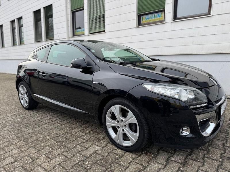 Gebraucht Renault Mégane III Bose Edition 131 PS (96 kW) 2012 Schwarz Coupé