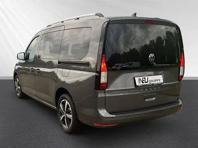 Gebraucht VW Caddy Maxi Goal 116 PS (85 kW) 2025 Grau Van / Kleinbus