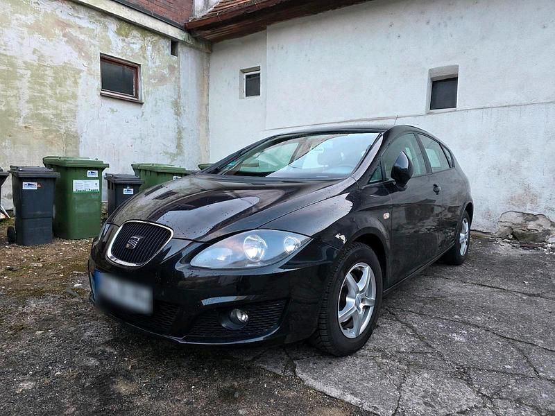 Usata Seat Leon 105 CV (77 kW) 2011 Utilitaria
