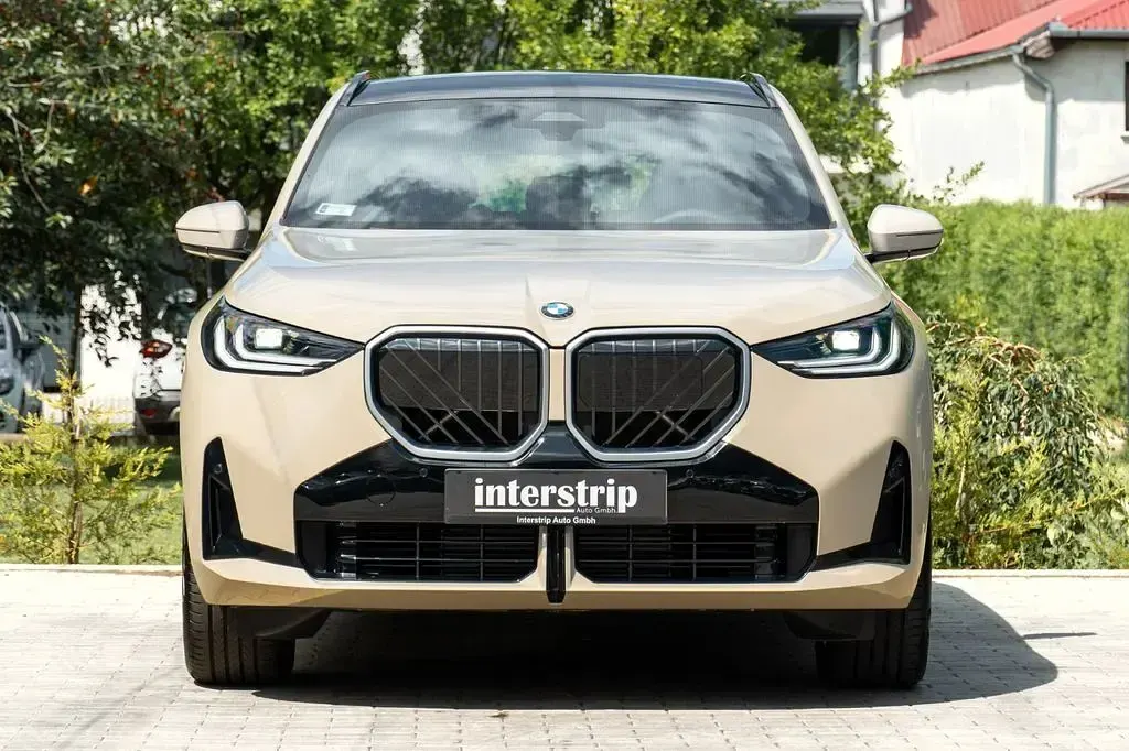 Gebraucht BMW X3 M Sport 197 PS (144 kW) 2025 Dune grey metallic SUV