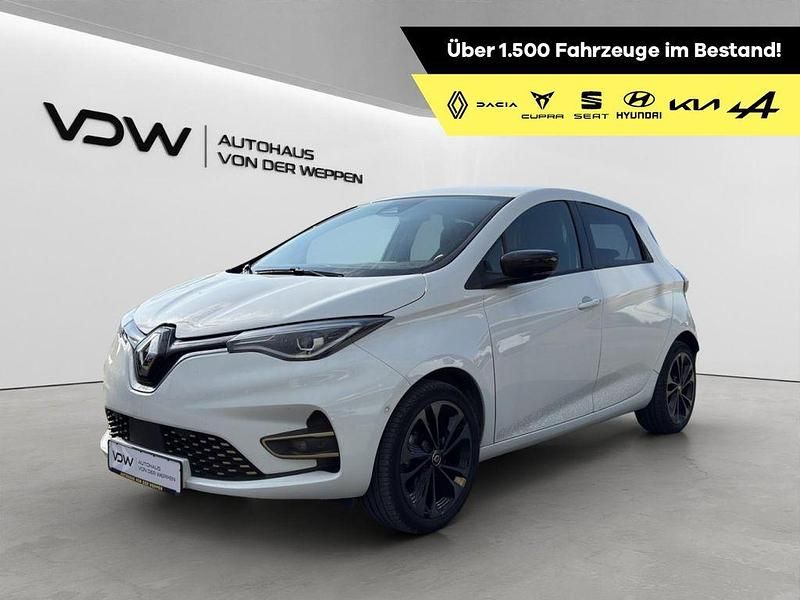 Gebraucht Renault Zoe Iconic 50 kW (69 PS) 2022 Weiß Kleinwagen