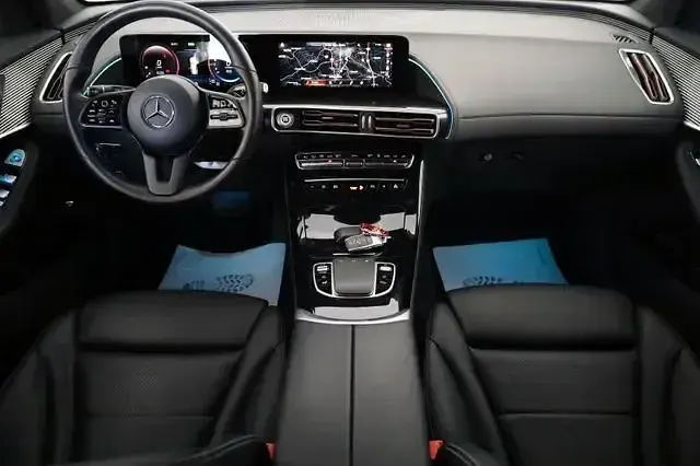 Gebraucht Mercedes EQC400 300 kW (408 PS) 2022 Silber SUV