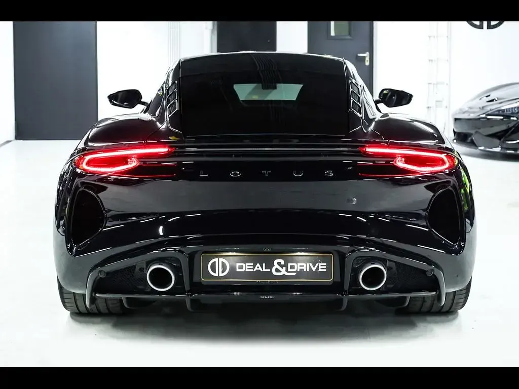 Gebraucht Lotus Emira 364 PS (267 kW) 2024 Schwarz Coupé