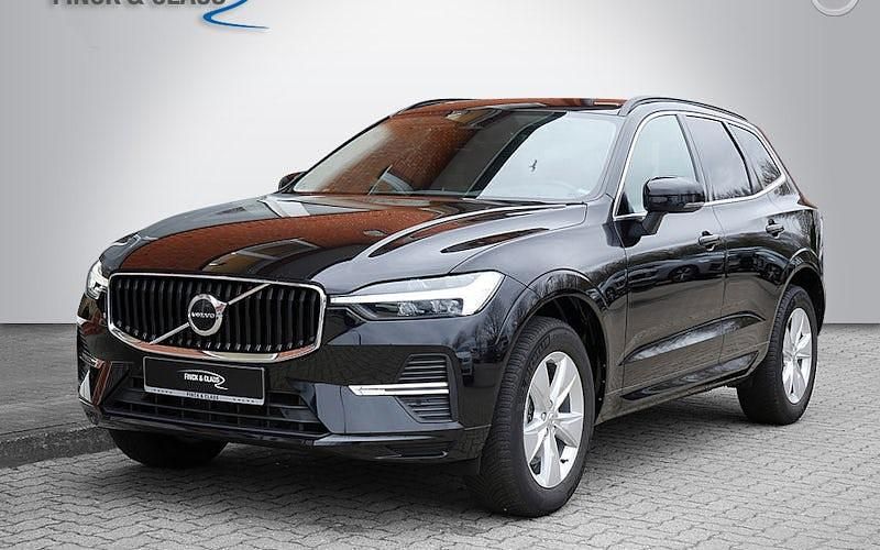 Gebraucht Volvo XC60 Core 197 PS (144 kW) 2023 Schwarz SUV