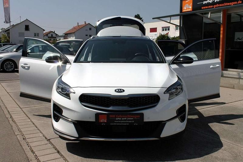 Gebraucht Kia XCeed Xdition 160 PS (117 kW) 2021 Weiß SUV