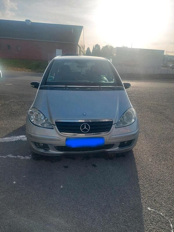 Gebraucht Mercedes A150 95 PS (69 kW) 2005 Silber Kleinwagen