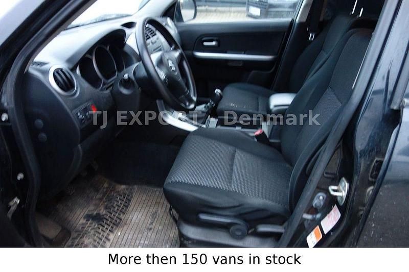 Gebraucht Suzuki Grand Vitara 129 PS (94 kW) 2009 Schwarz Van