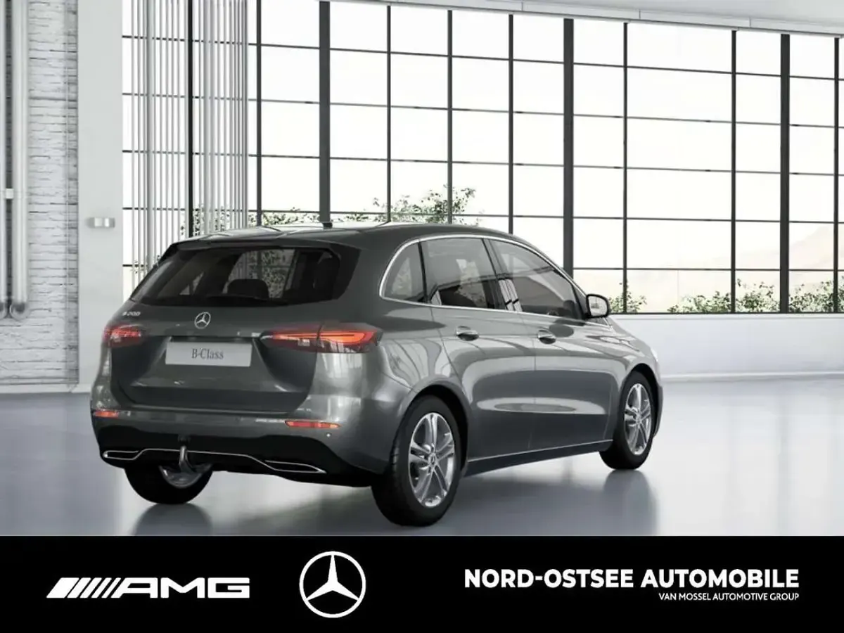Gebraucht Mercedes B200 Advanced Plus 163 PS (119 kW) 2025 Metalliclack mountaingrau Kleinwagen