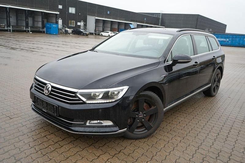 Gebraucht VW Passat 239 PS (175 kW) 2015 Schwarz Kombi