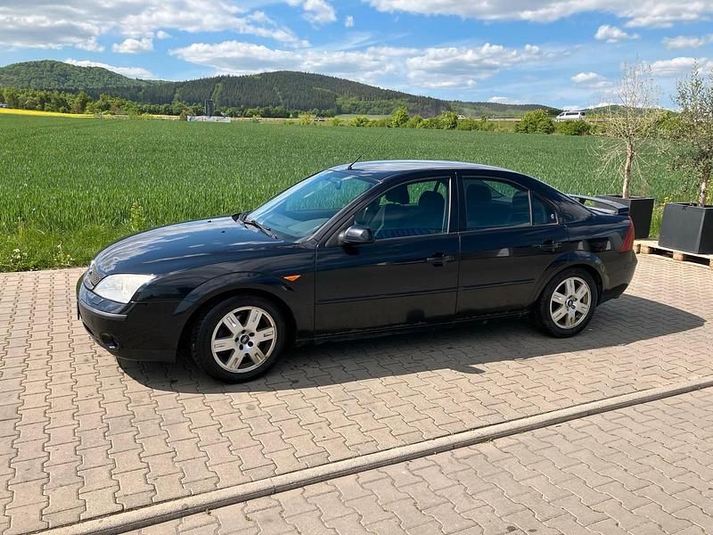 Schwarz Gebraucht 2003 Ford Mondeo Limousine | 550 € (Superpreis) - Bild 1/4