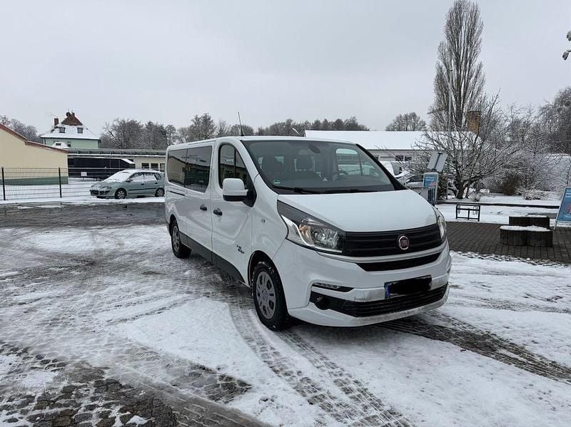 Gebraucht Fiat Talento Family 145 PS (106 kW) 2018 Weiß Van / Kleinbus