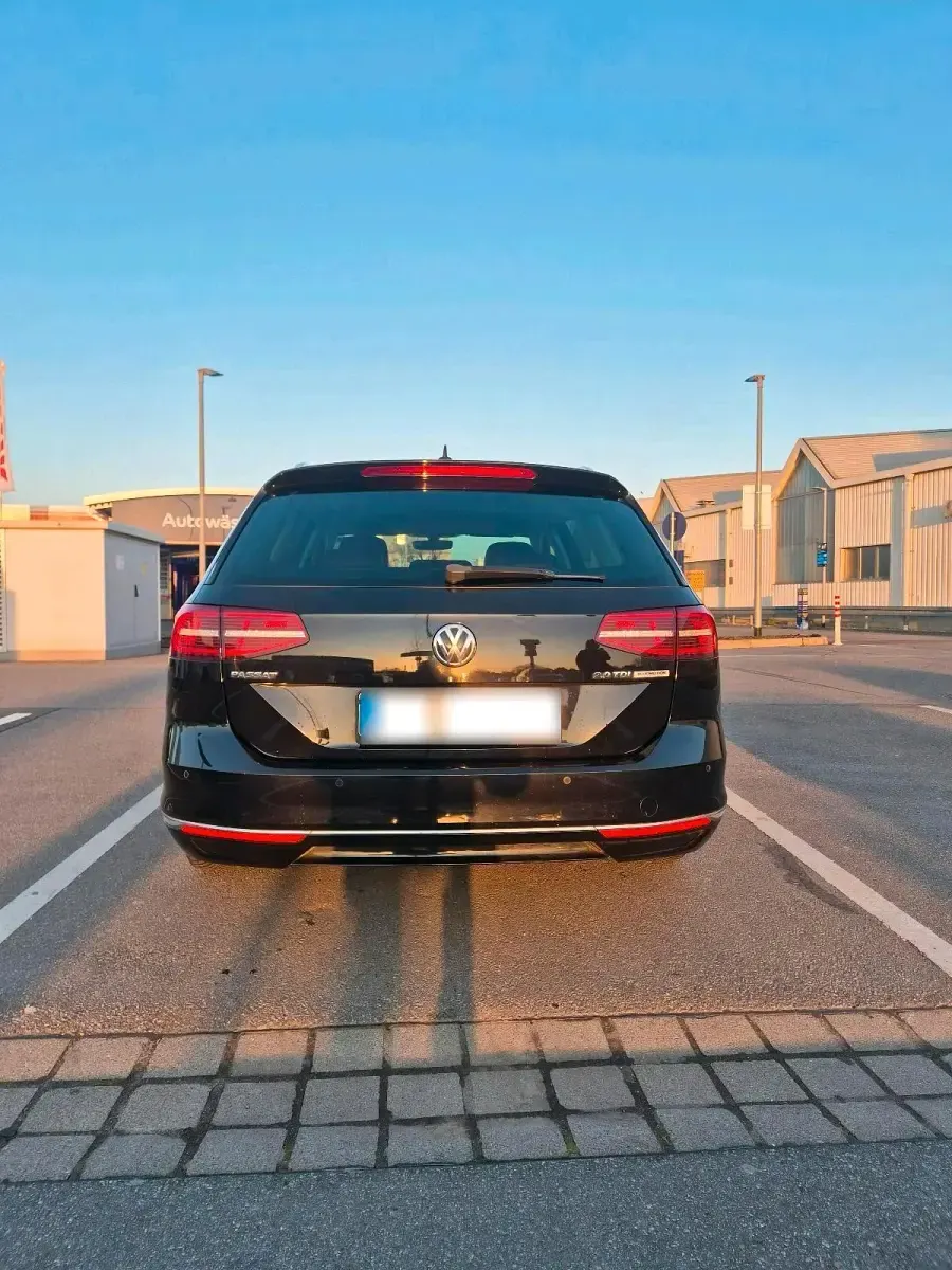 Gebraucht VW Passat 150 PS (110 kW) 2016 Schwarz Kombi