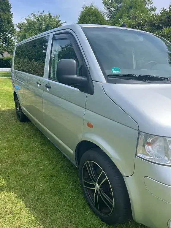 Gebraucht VW T5 131 PS (96 kW) 2007 Silber Van