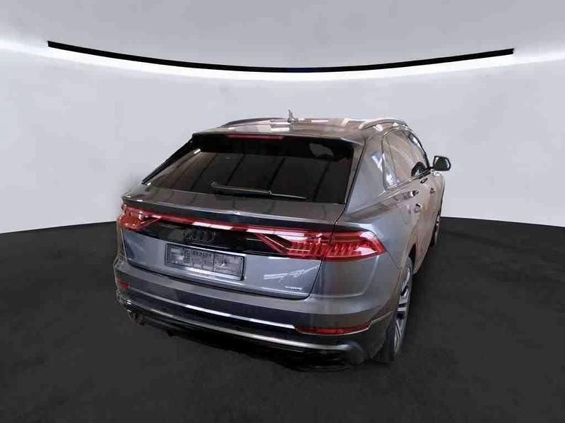 Gebraucht Audi Q8 S-Line 286 PS (210 kW) 2019 Grau SUV