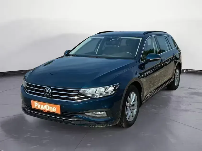 Gebraucht VW Passat 150 PS (110 kW) 2023 Kombi