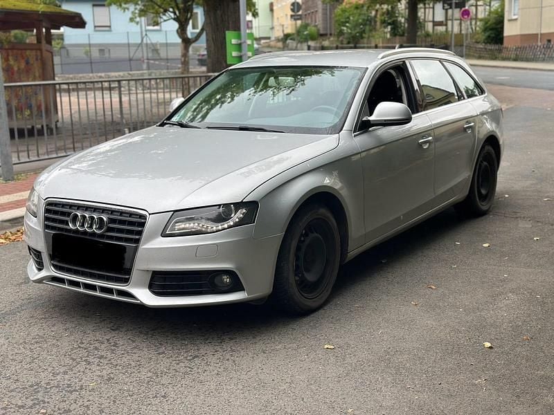 Silber Gebraucht 2008 Audi A4 Kombi | 3.950 € (Guter Preis) - Bild 1/4