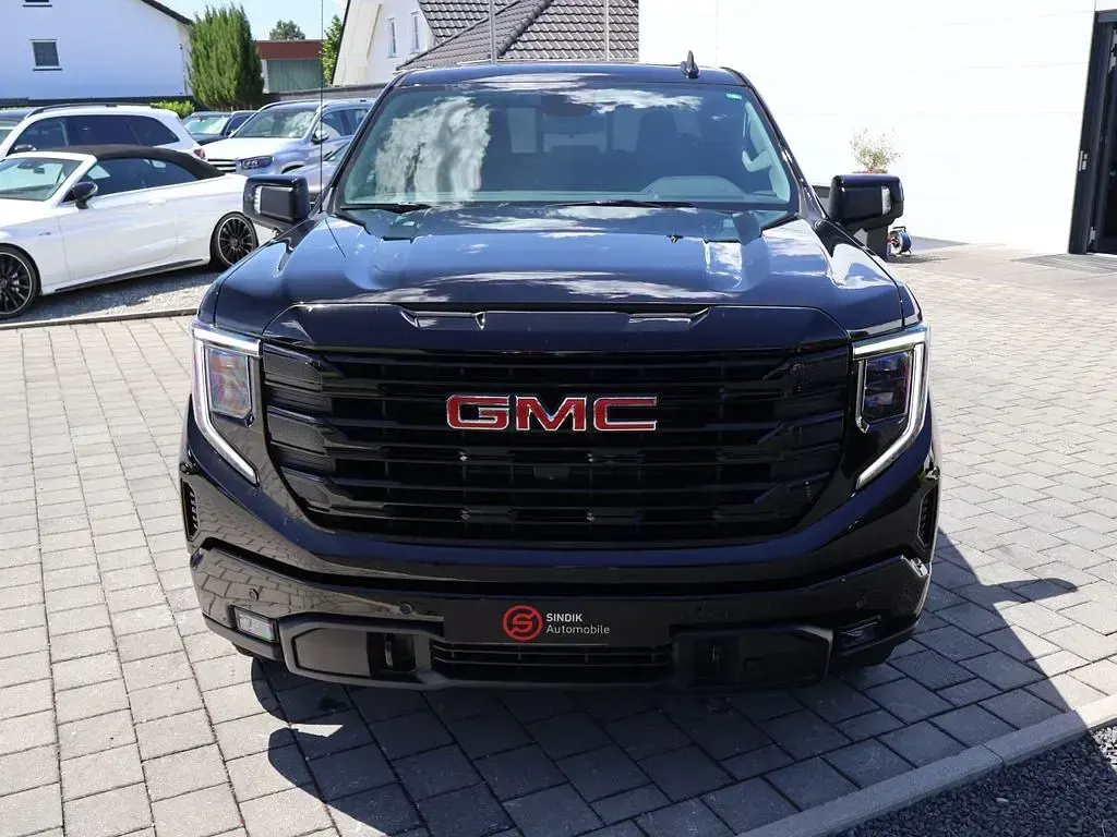 Neu GMC Sierra 309 PS (227 kW) 2026 Schwarz Pickup