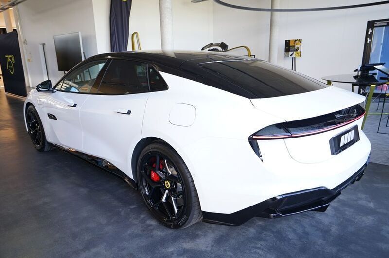 Neu Lotus Emeya 450 kW (612 PS) 2025 Weiß Kleinwagen