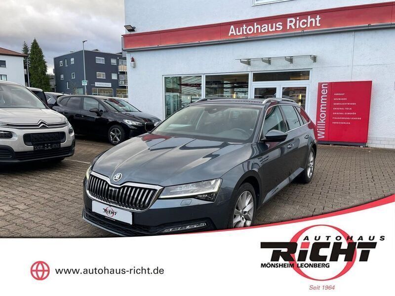 Quarzgrau metallic Gebraucht 2021 Skoda Superb Kombi | 25.980 € (Superpreis) - Bild 1/4