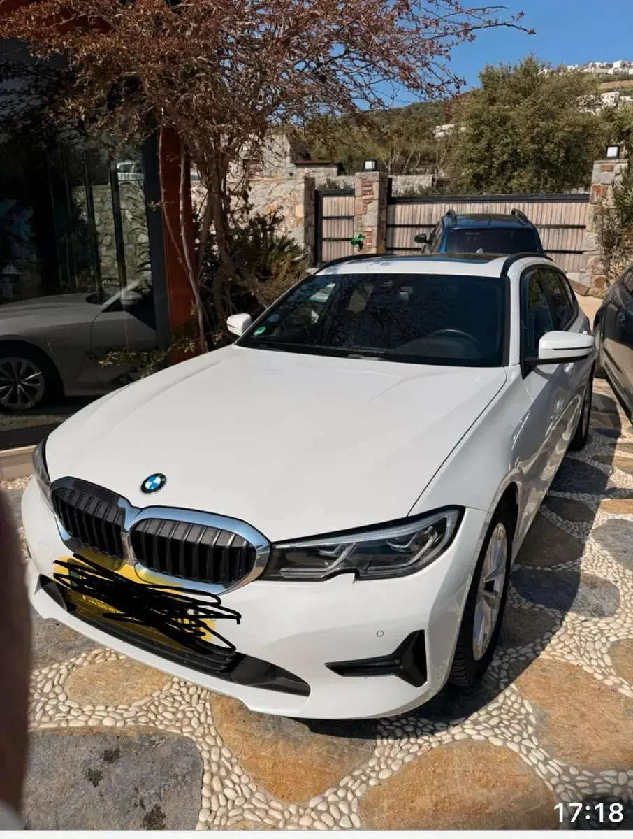 Gebraucht BMW 318 150 PS (110 kW) 2022 Weiß Kombi