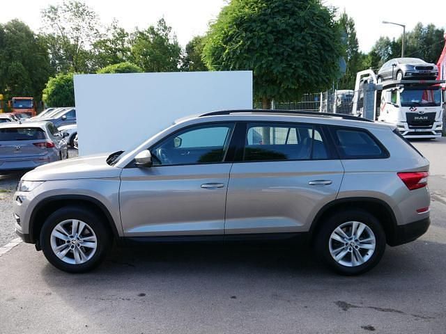 Gelb gelb Gebraucht 2017 Skoda Kodiaq Active SUV | 20.413 € (Fairer Preis) - Bild 1/4