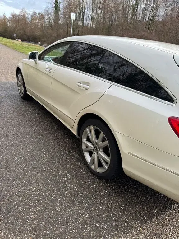 Gebraucht Mercedes CLS350 Shooting Brake 265 PS (194 kW) 2013 Weiß Kombi