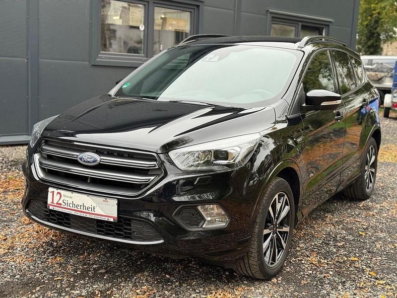 Schwarz Gebraucht 2018 Ford Kuga ST-Line SUV | 13.999 € (Guter Preis) - Bild 1/4