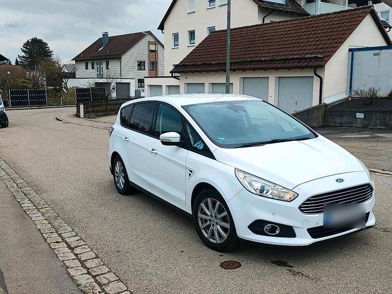 Gebraucht Ford S-MAX S 150 PS (110 kW) 2016 Weiß Van / Kleinbus