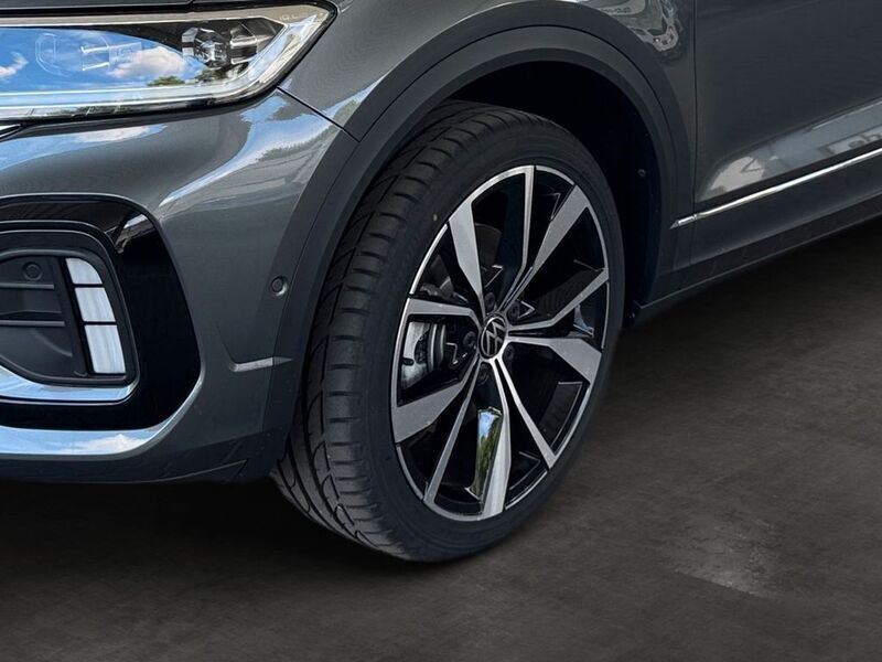 Neu VW T-Roc R-line 190 PS (139 kW) 2025 Grey metallic SUV