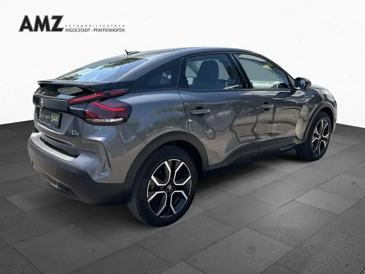 Gebraucht Citroën e-C4 Feel 100 kW (136 PS) 2023 Grau Limousine