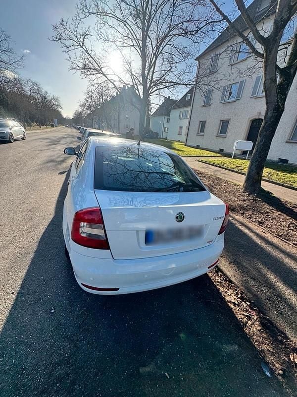 Second-hand Skoda Octavia 2011 Alb Berlinǎ