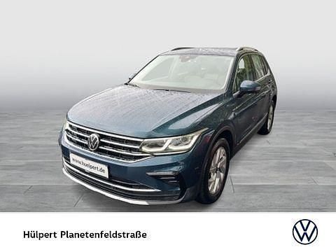 Nightshade blue metallic Gebraucht 2022 VW Tiguan Elegance SUV | 27.988 € (Superpreis) - Bild 1/4