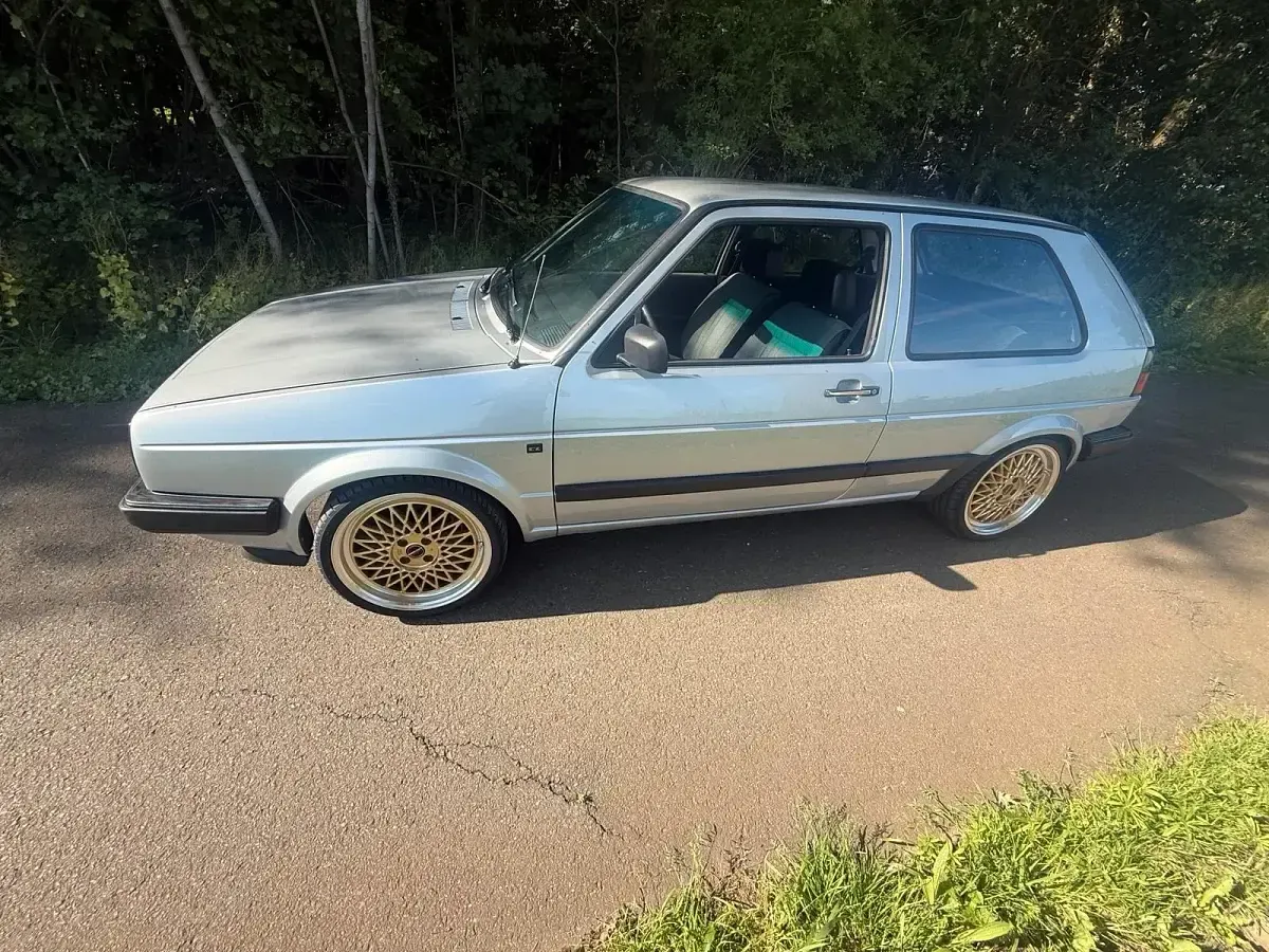 Gebraucht VW Golf II 55 PS (40 kW) 1990 Silber Kleinwagen