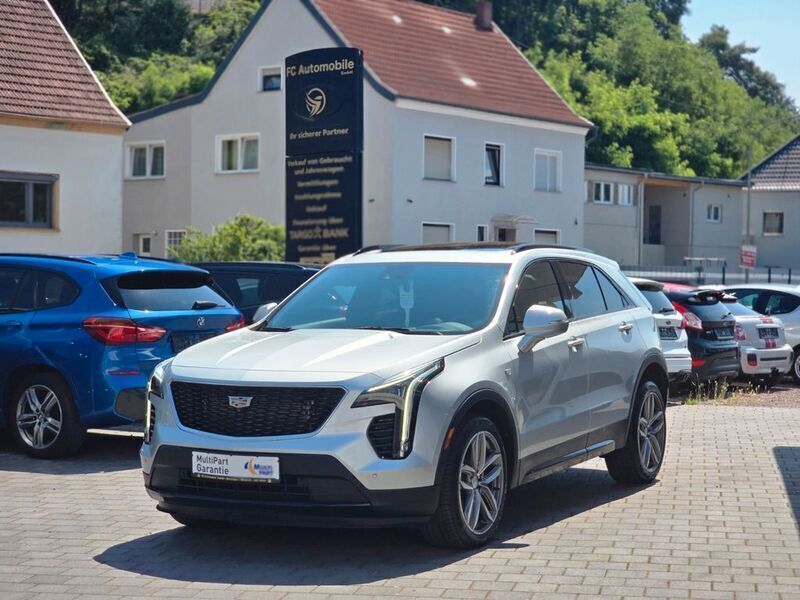 Gebraucht Cadillac XT4 174 PS (127 kW) 2020 Blau SUV