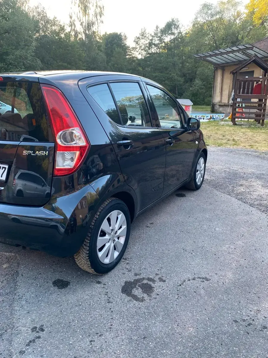 Gebraucht Suzuki Splash 83 PS (61 kW) 2008 Schwarz Kleinwagen