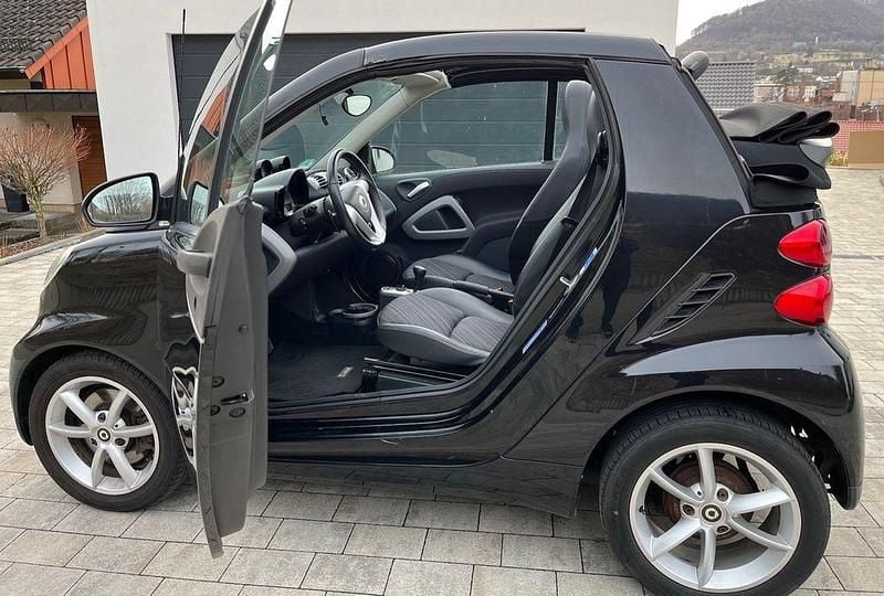 Gebraucht Smart ForTwo Cabrio Pulse 84 PS (61 kW) 2011 Schwarz Cabrio