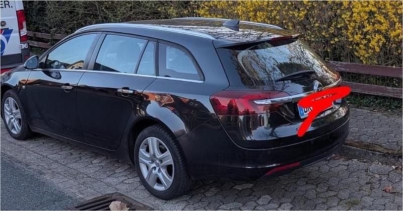Gebraucht Opel Insignia 136 PS (100 kW) 2016 Schwarz Kombi