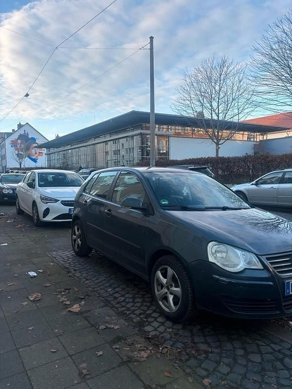 Grau Gebraucht 2006 VW Polo Kleinwagen | 1.750 € (Guter Preis) - Bild 1/4