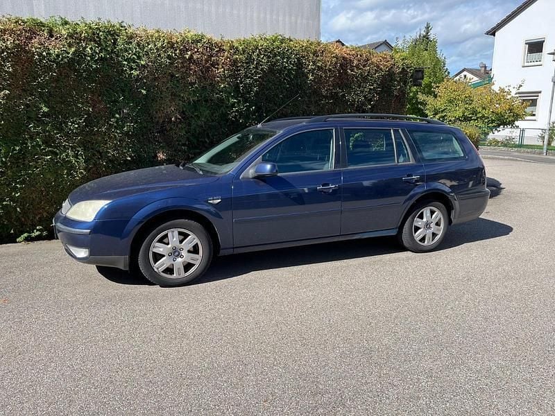 Blau Gebraucht 2003 Ford Mondeo Kombi | 900 € (Guter Preis) - Bild 1/1