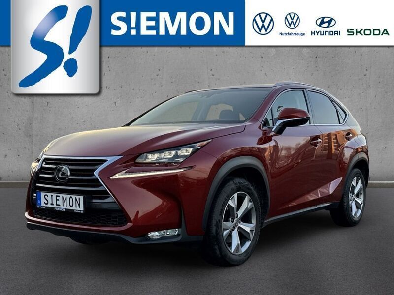 Rot Gebraucht 2017 Lexus NX200t Luxury Line SUV | 23.530 € - Bild 1/4