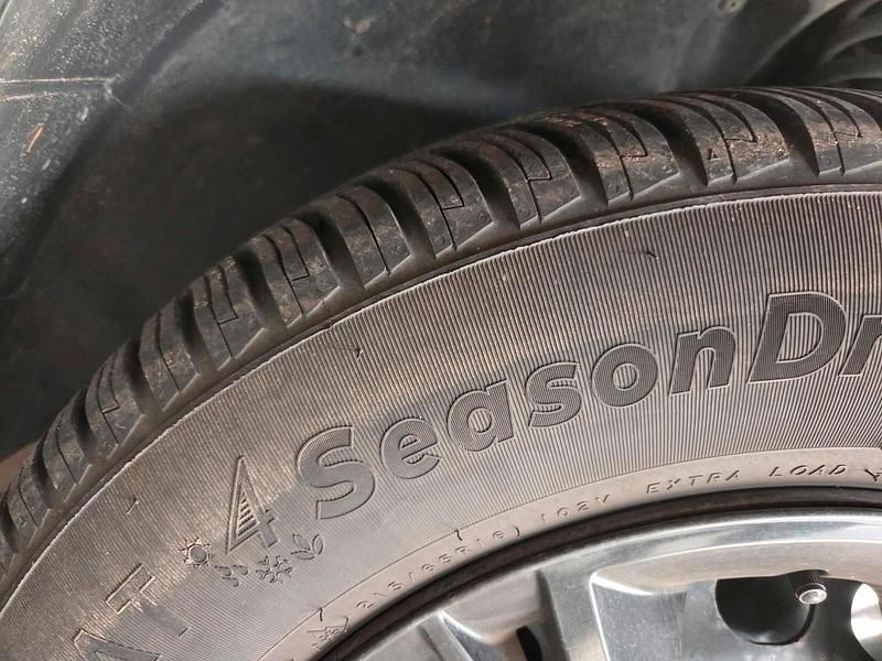 Gebraucht VW Tiguan 160 PS (117 kW) 2010 Schwarz SUV