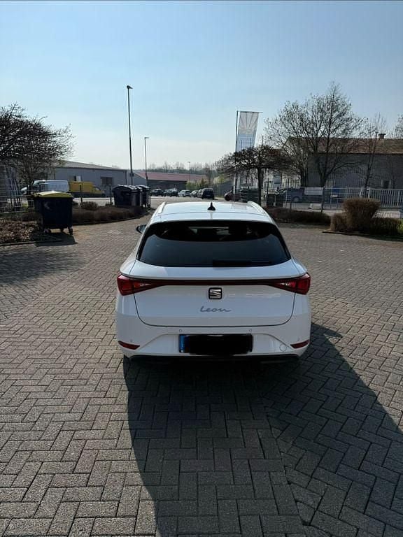 Gebraucht Seat Leon ST XCELLENCE 150 PS (110 kW) 2021 Weiß Kombi