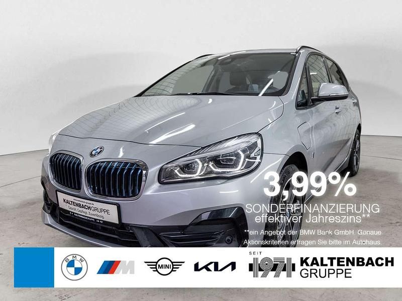Silber Gebraucht 2019 BMW 225 Active Tourer Sport Line Van / Kleinbus | 16.890 € (Fairer Preis) - Bild 1/3